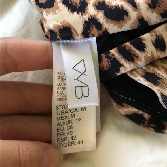 NWOT High Waisted Cheetah Bottoms - Picture 6 of 6